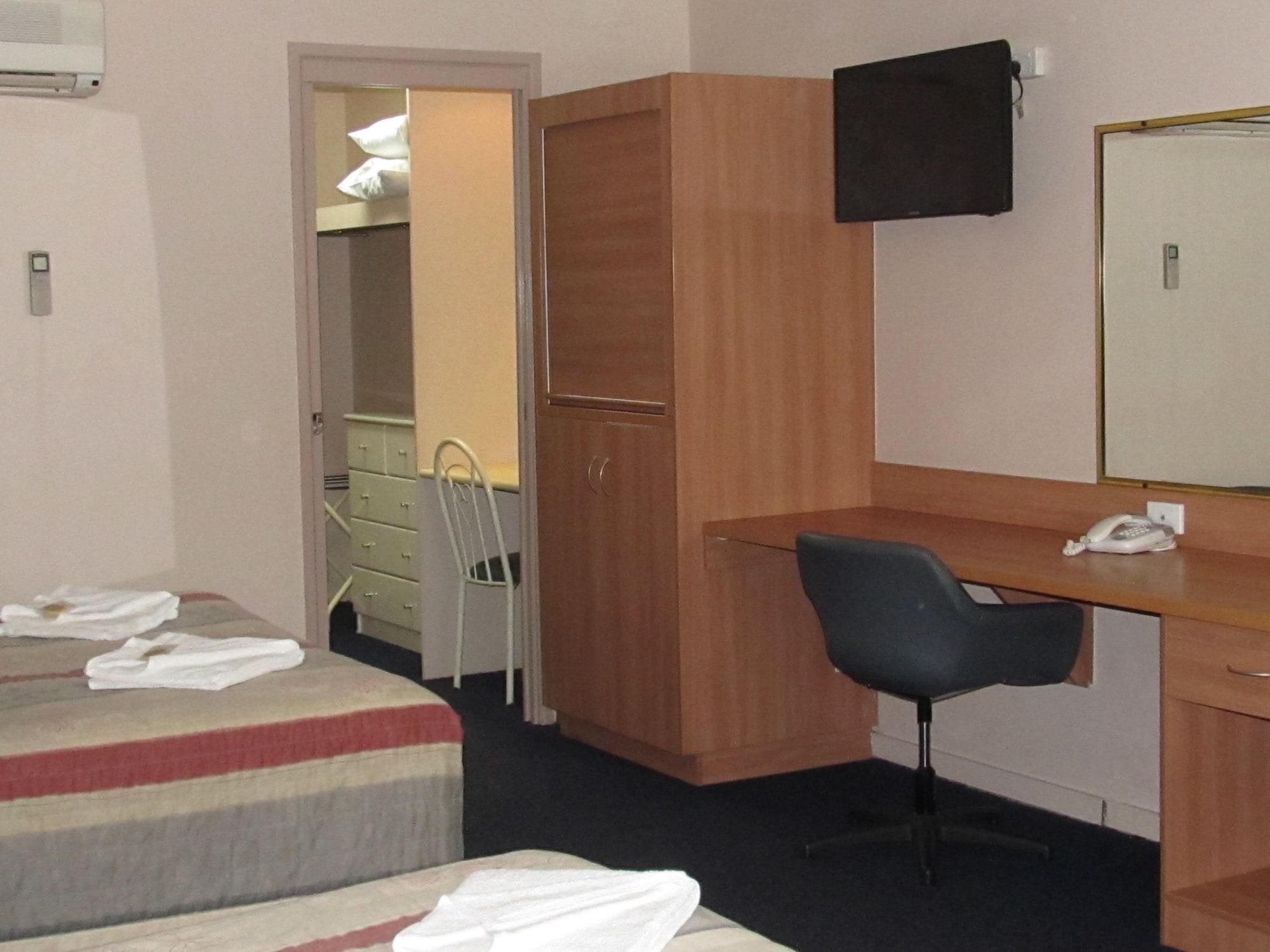 Sunpalms Motel Rockhampton Buitenkant foto