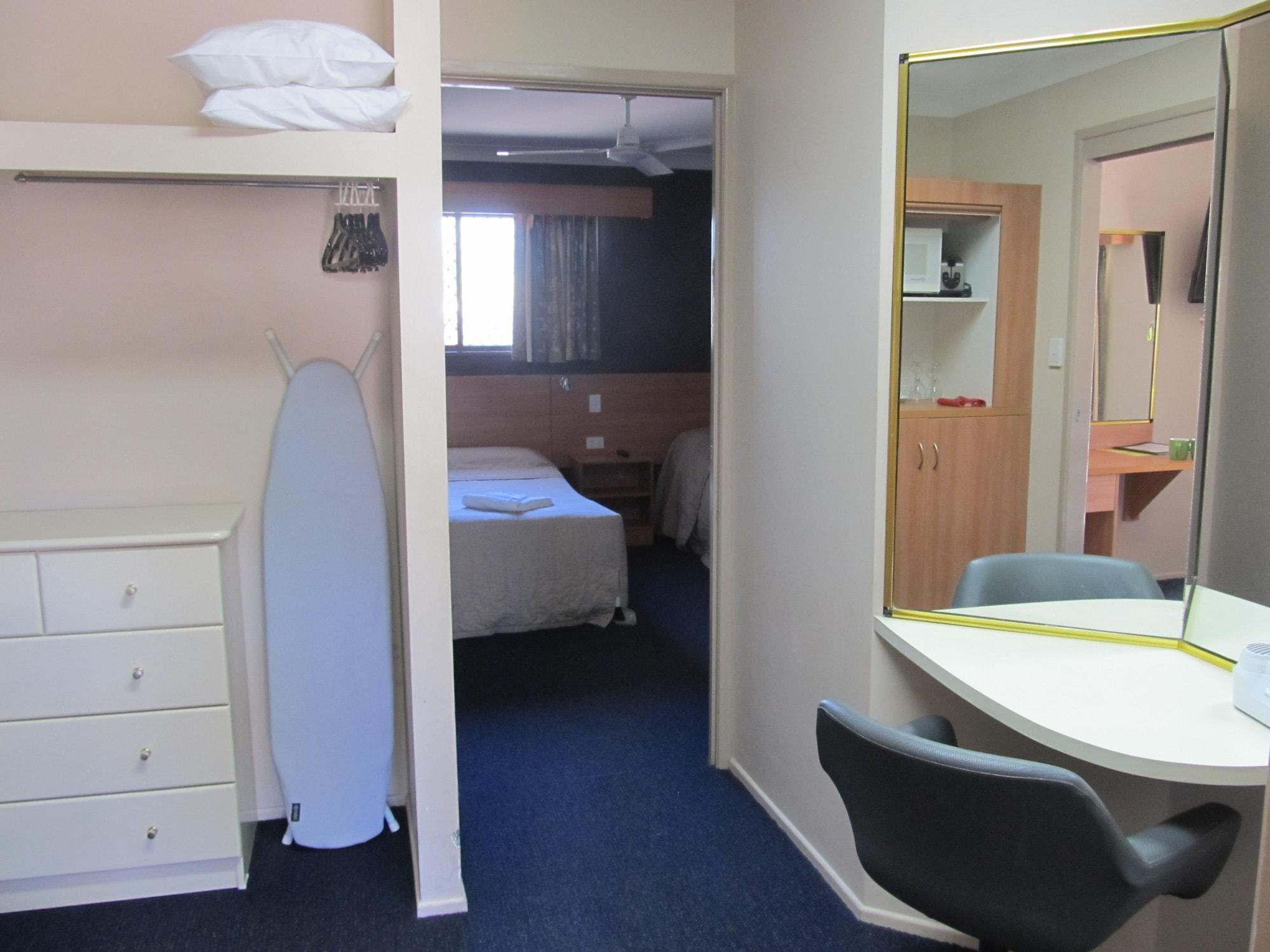 Sunpalms Motel Rockhampton Buitenkant foto