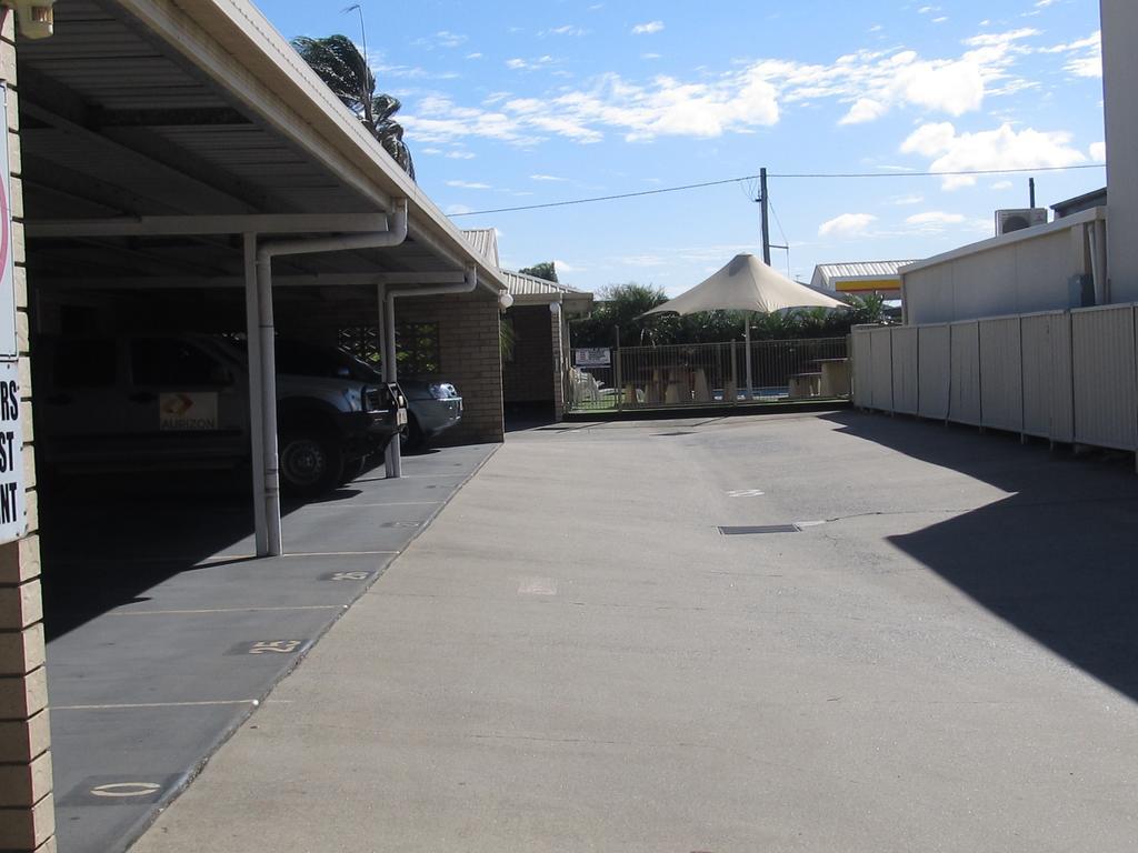 Sunpalms Motel Rockhampton Buitenkant foto