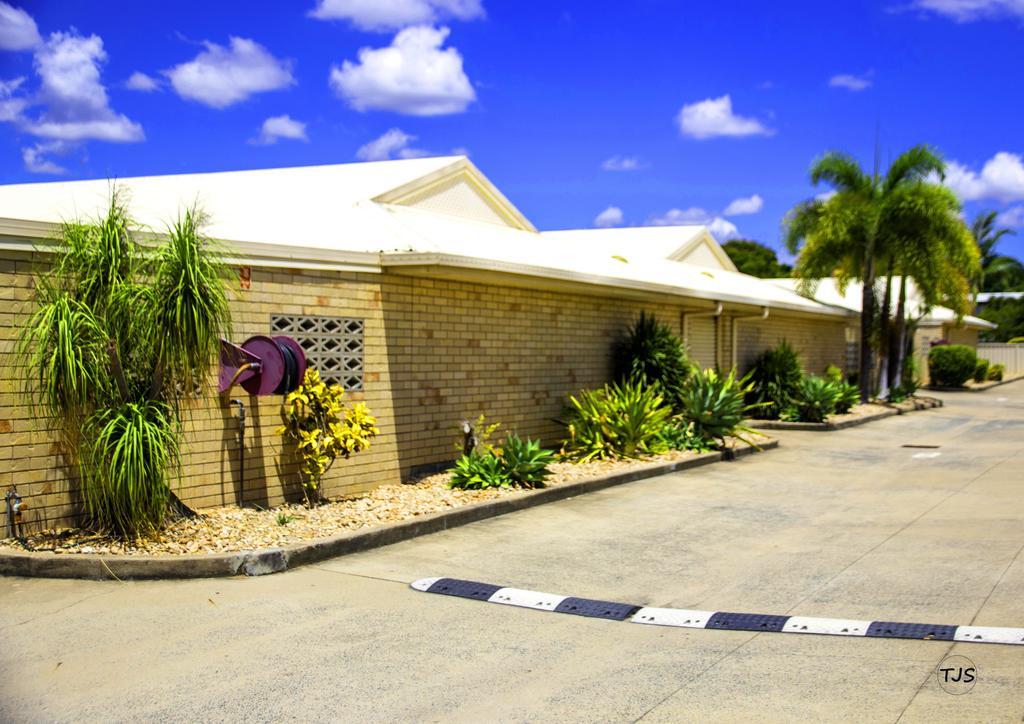 Sunpalms Motel Rockhampton Buitenkant foto
